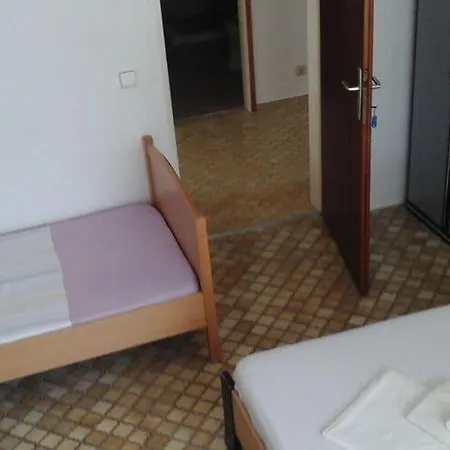 And Katja - Two Bedroom With Terrace アパート