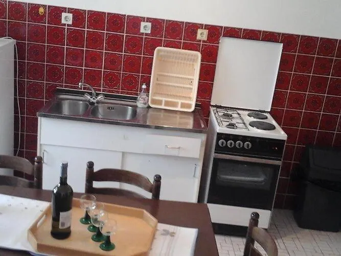 Daire And Katja - Two Bedroom With Terrace *